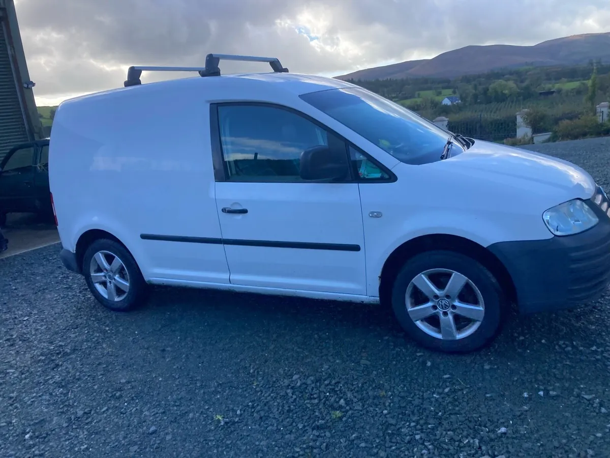 VWCaddy Van - Image 4
