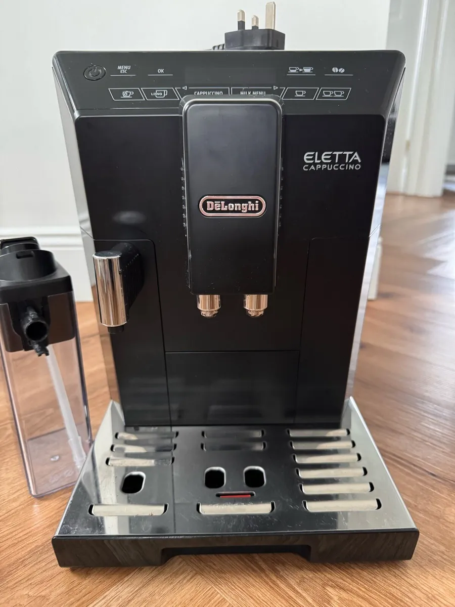 Delonghi Eletta Cappuccino coffee machine - Image 2