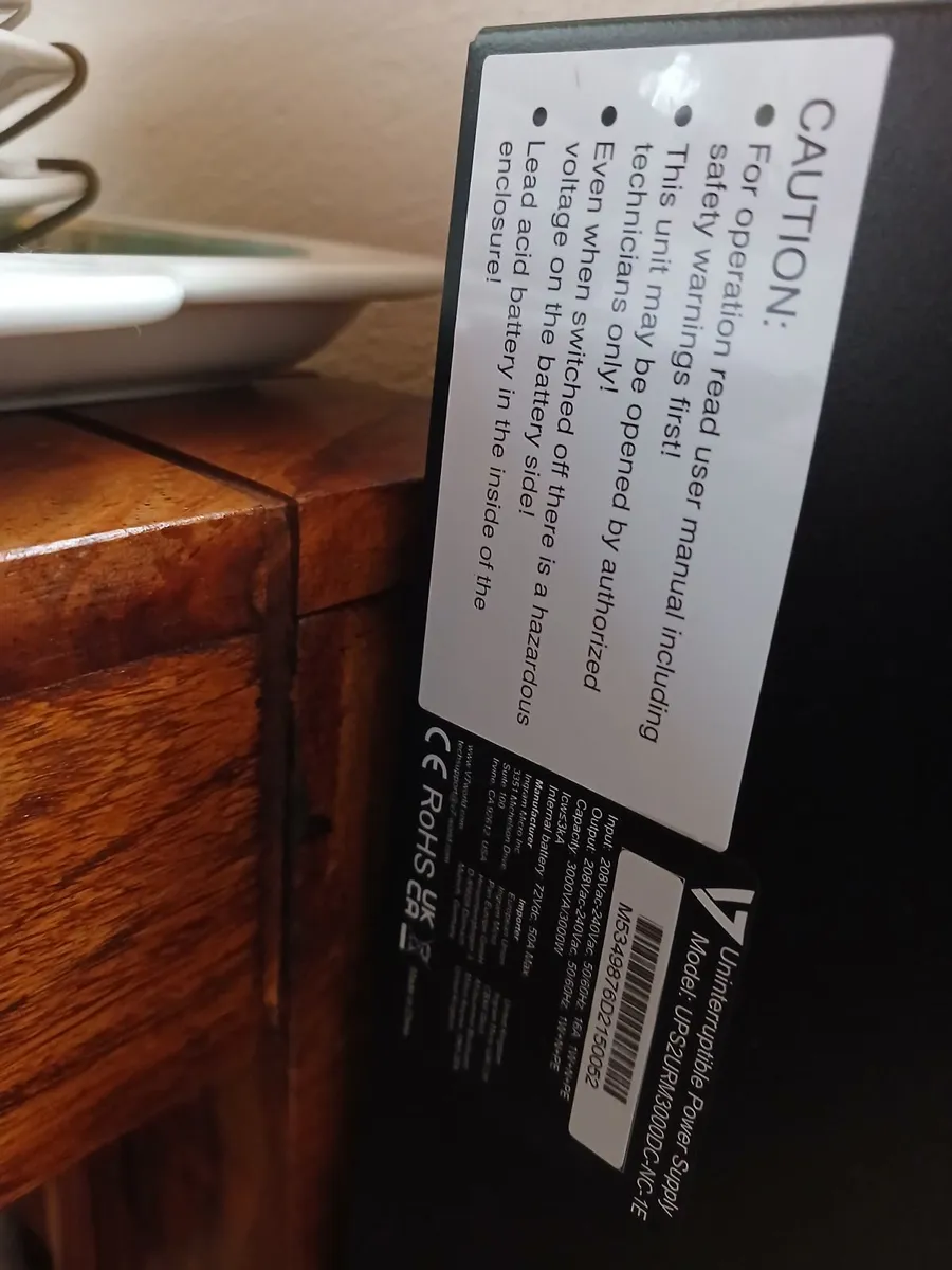 Uninterruptible Power Supply - V7 UPS - Image 3