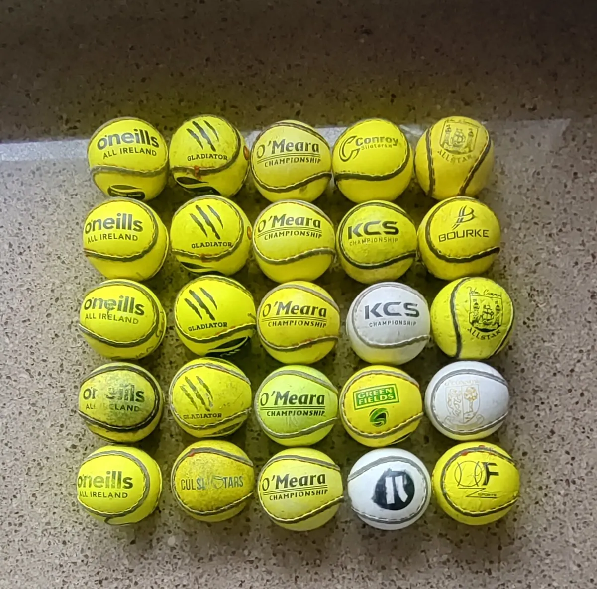 Adult Size 5 Sliotars