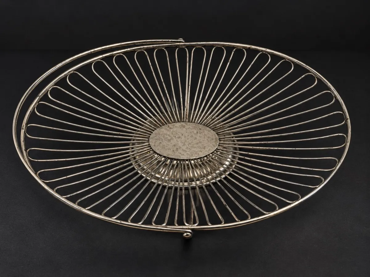 Vintage Silver-Plated Fruit Basket - Image 4