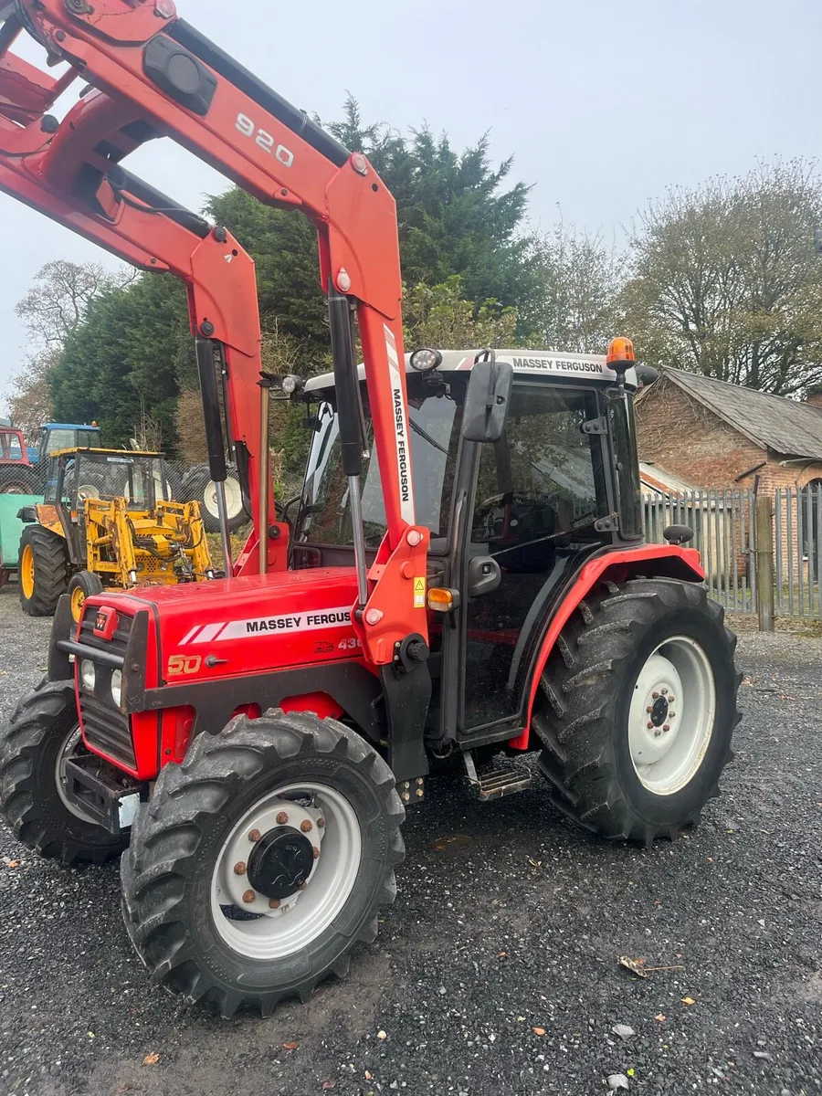 Massey Ferguson 430 - Image 1