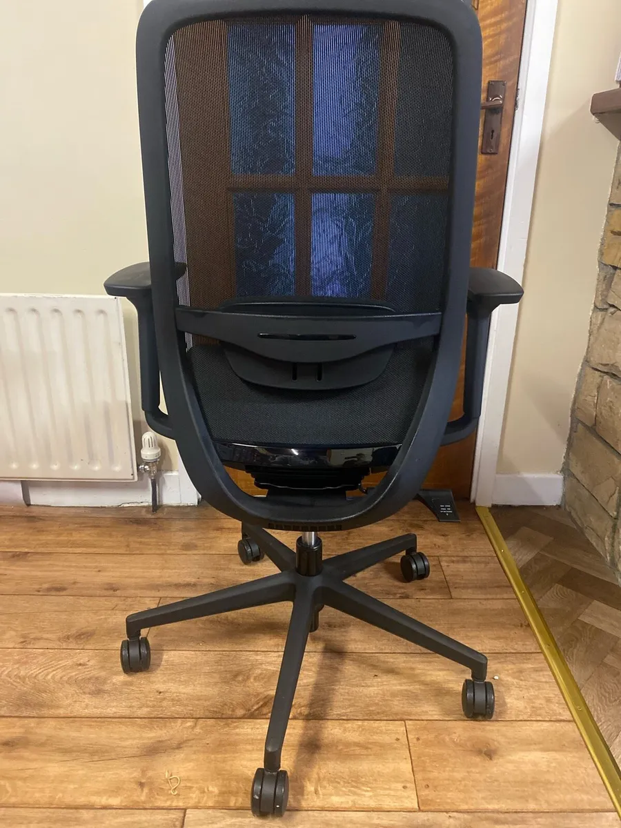 Office Chair - Image 3