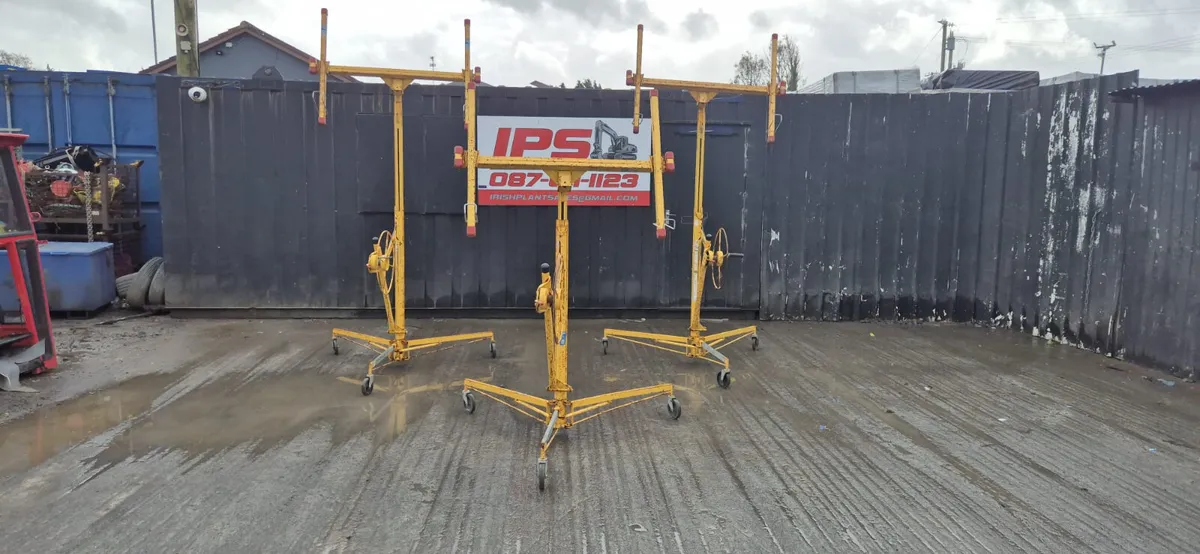 Drywall / plasterboard panel lifters - Image 1