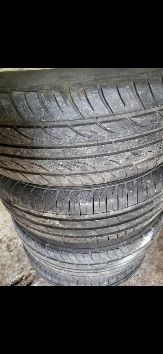 Tyres x4 195/70/R15 - Image 4
