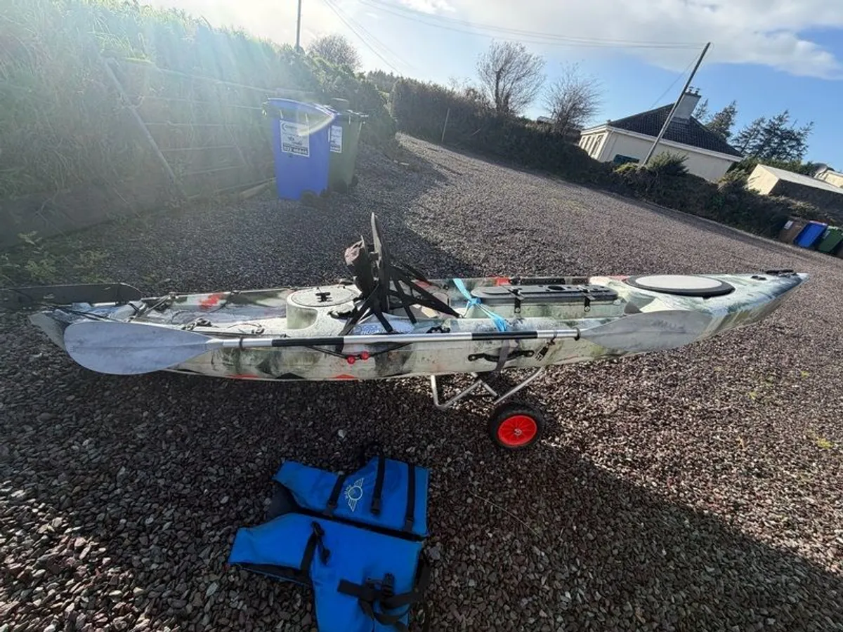 Fishing Kayak 12ft oceanic hurricane - Image 3