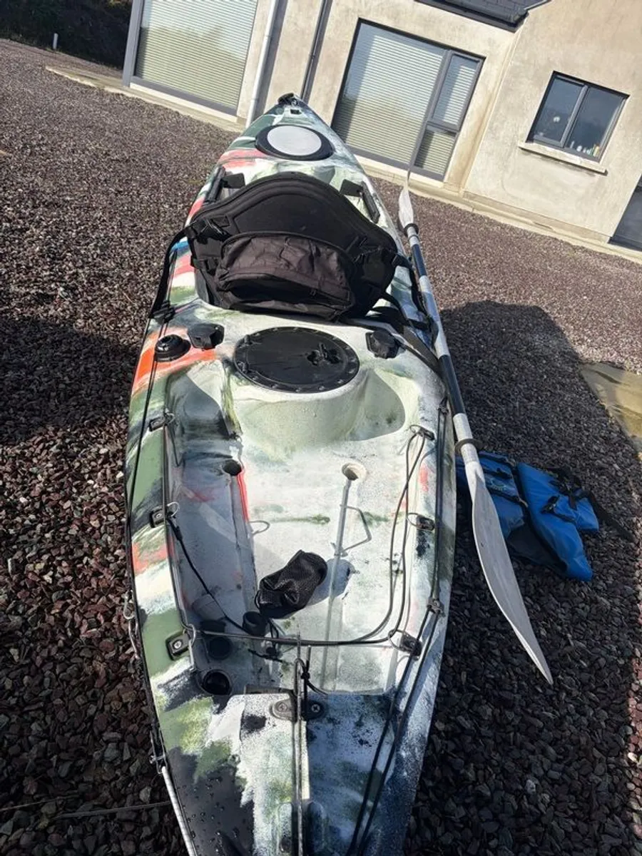 Fishing Kayak 12ft oceanic hurricane - Image 4