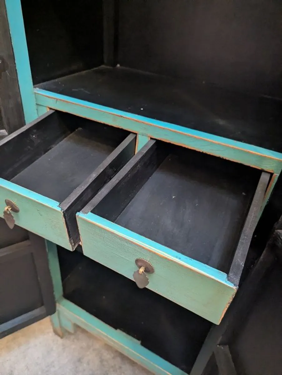 Turquoise Wedding Cabinet - Image 2