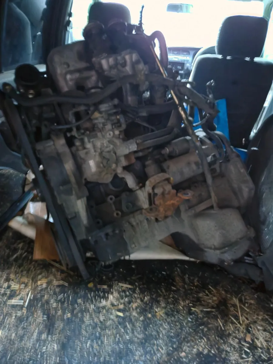 Isuzu trooper - Image 1