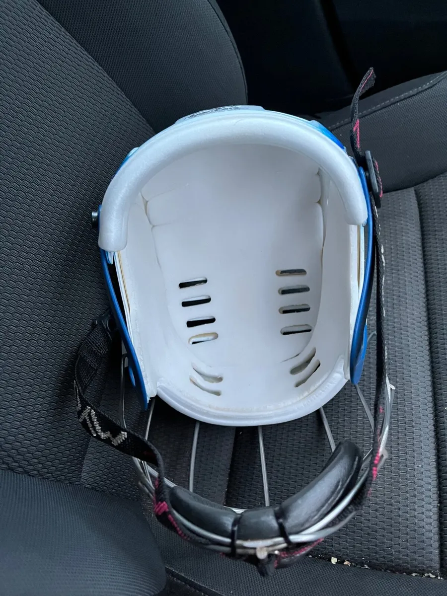 Hurling Helmet New - Image 2