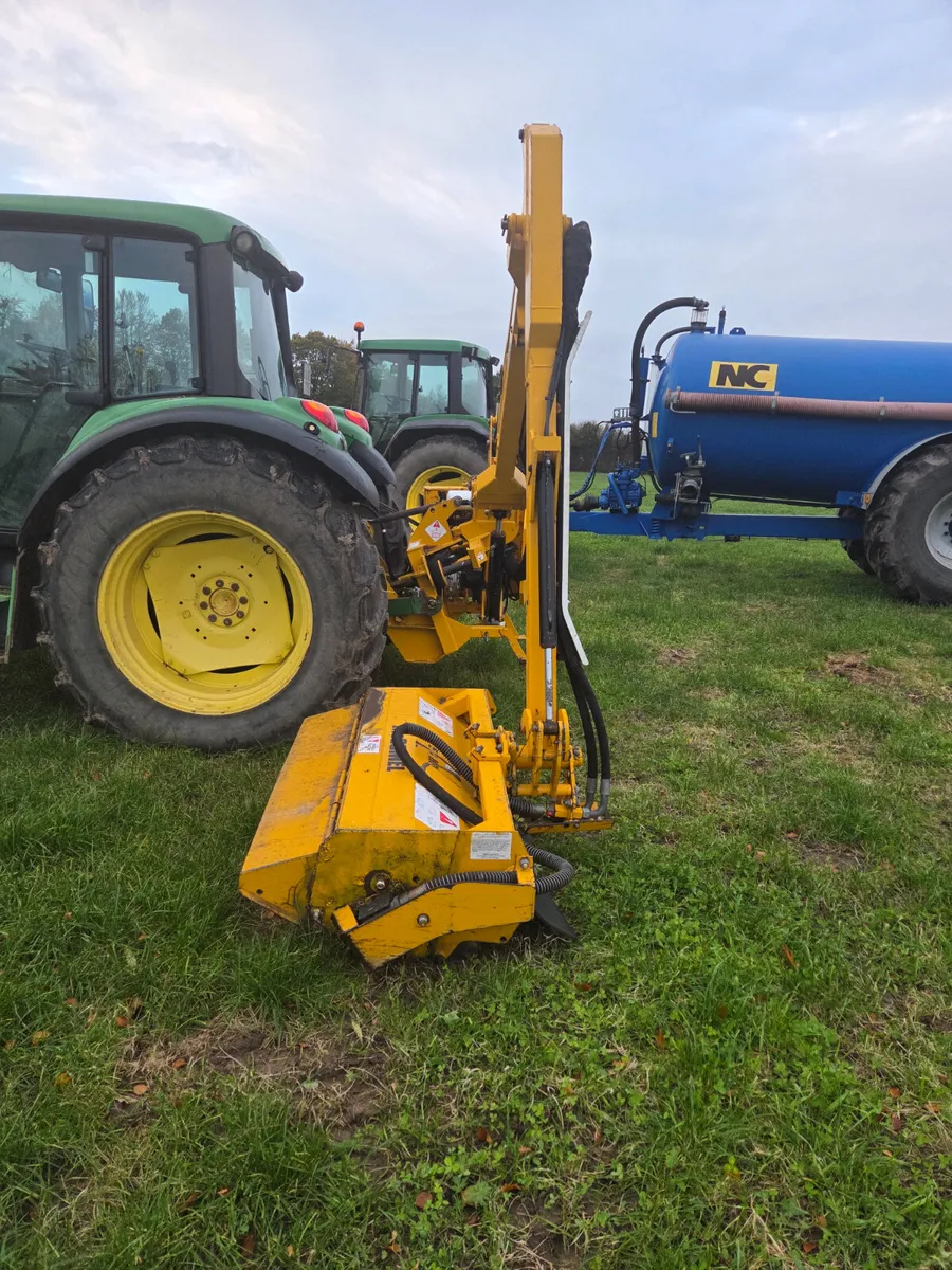 McConnel PA93 Hedgecutter - Image 4