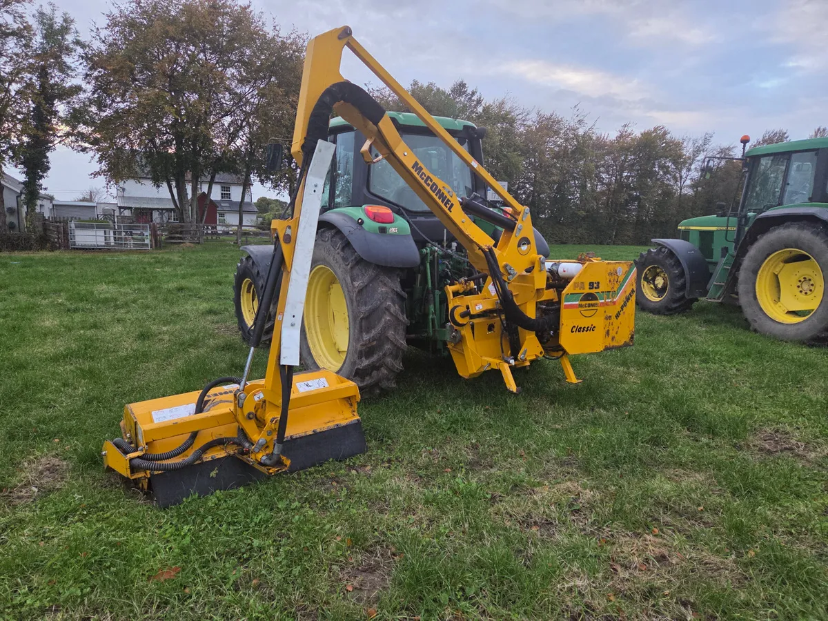McConnel PA93 Hedgecutter - Image 1