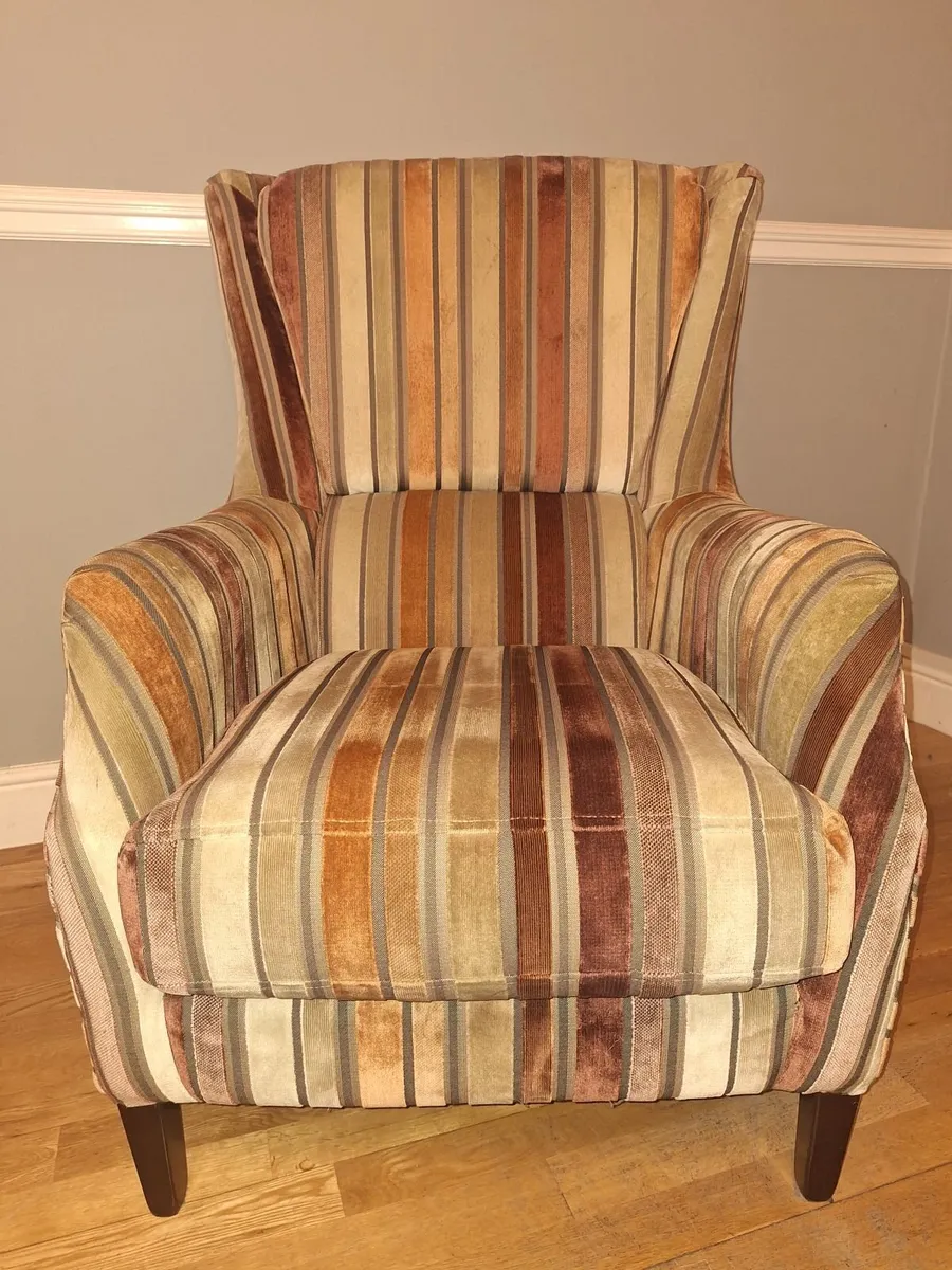 Arm Chair - Queen Anne Style high-back wingback - Image 4