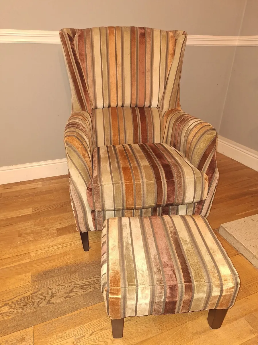 Arm Chair - Queen Anne Style high-back wingback - Image 1