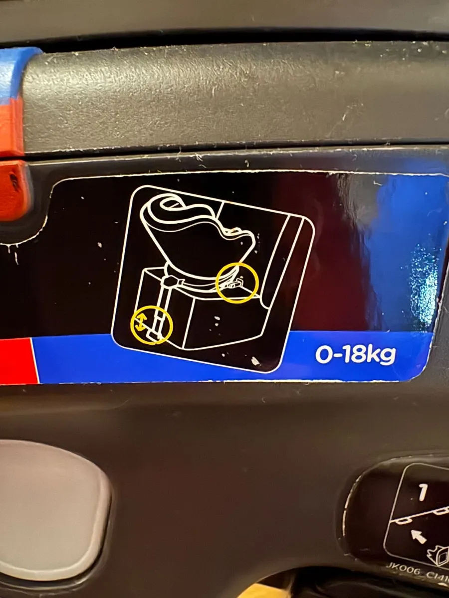 Baby car seat - Image 4