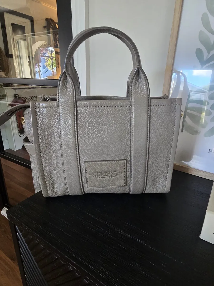 MARC JACOBS The Leather Medium Tote Bag - Image 3