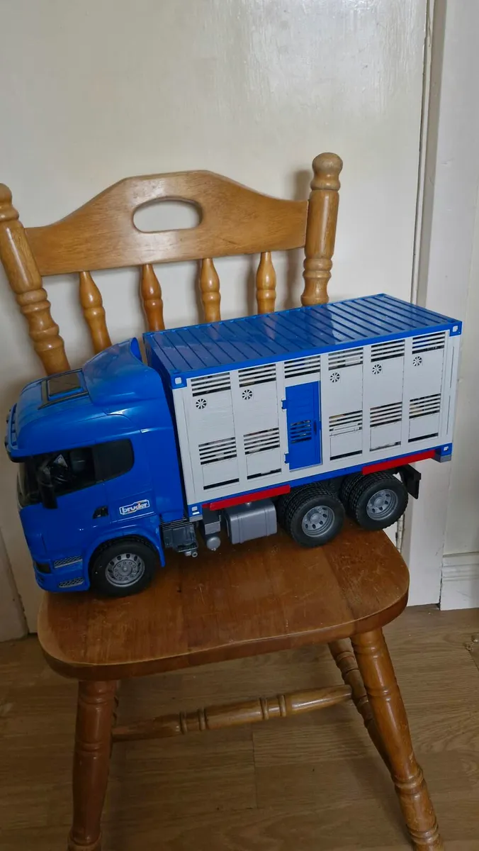 Toy tractors - Image 3