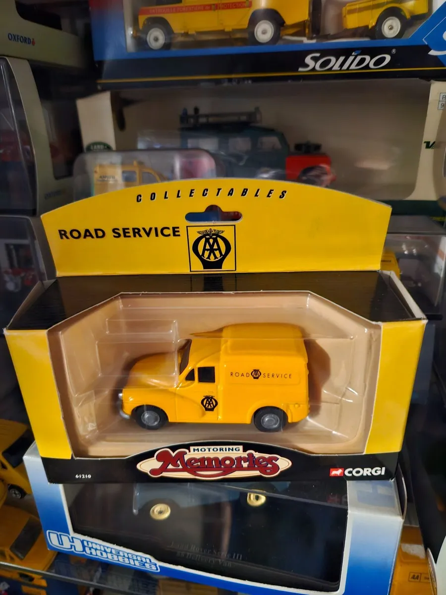 Corgi Morris Minor AA Van