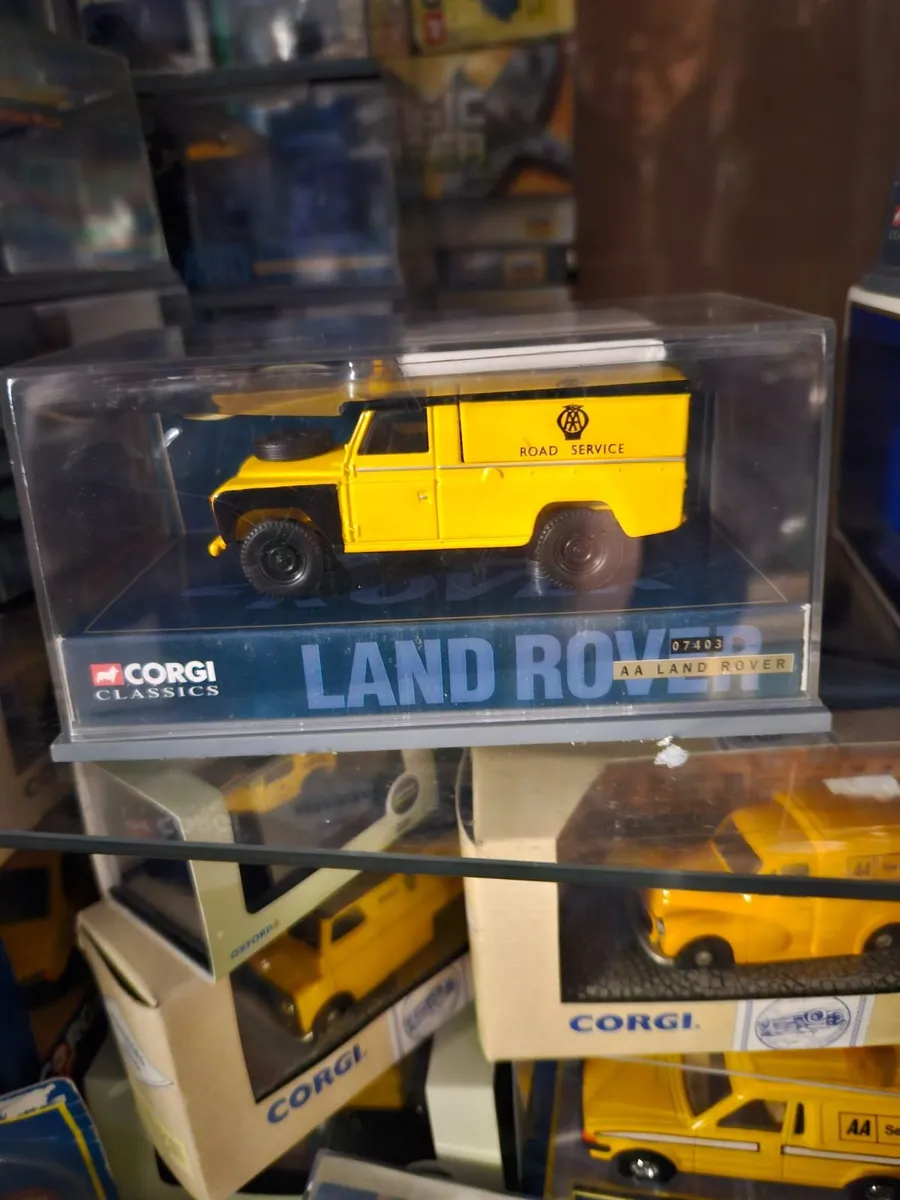 Corgi Landrover