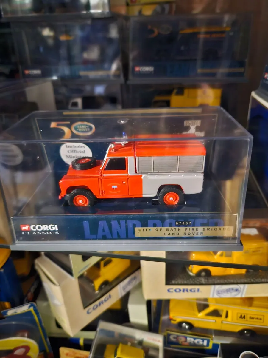 Corgi Landrover