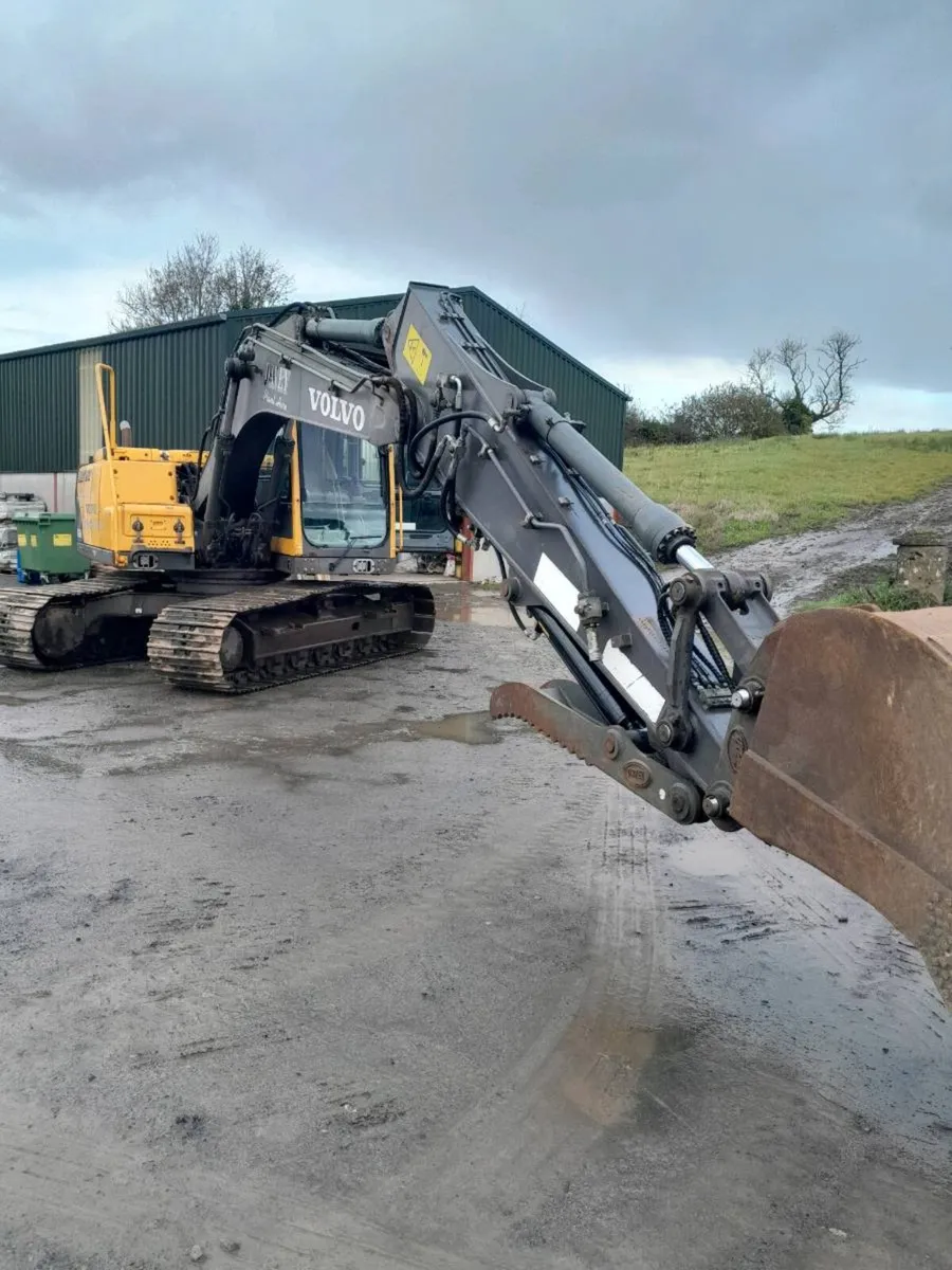 Volvo EC140BLC - Image 4