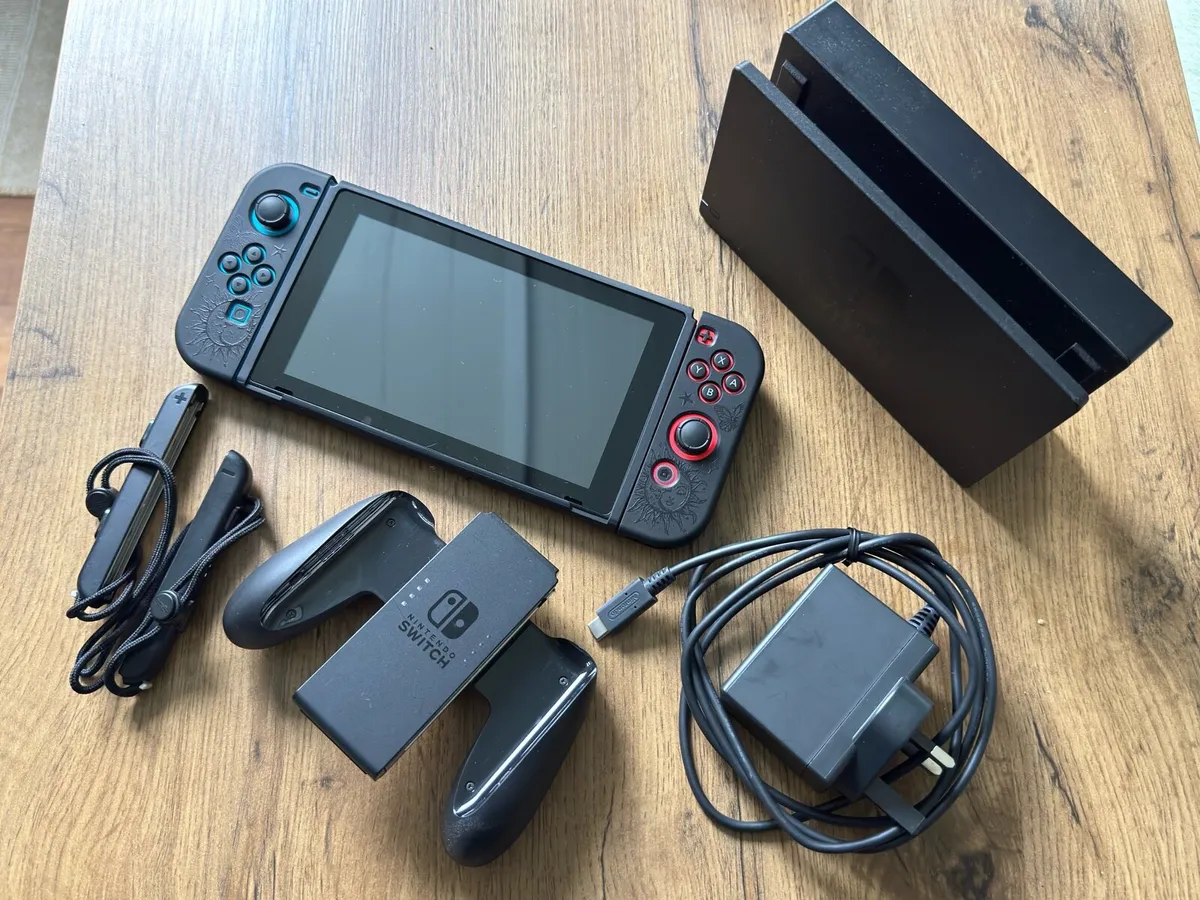 Nintendo Switch - Image 2
