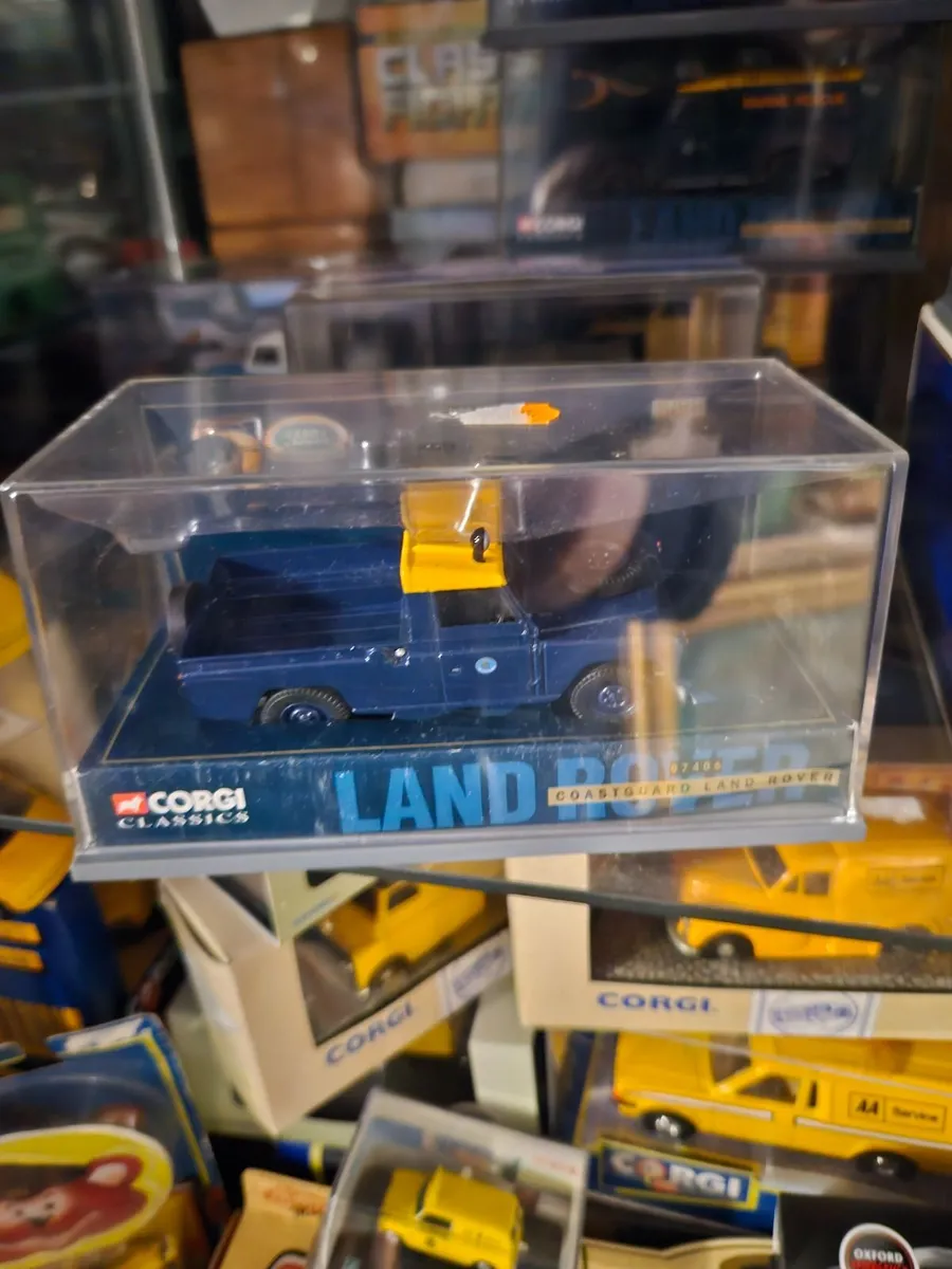 Corgi Landrover