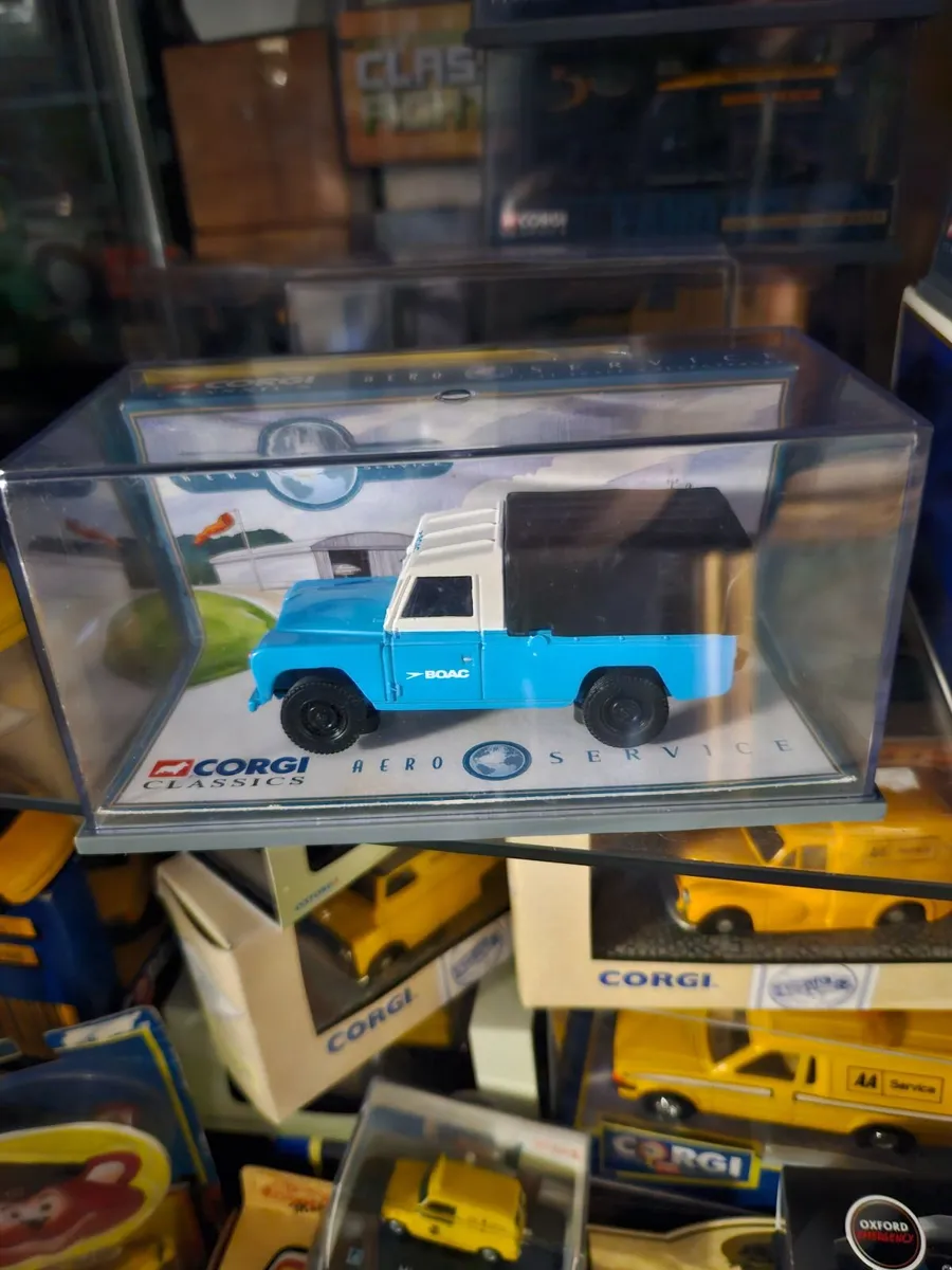 Corgi Landrover