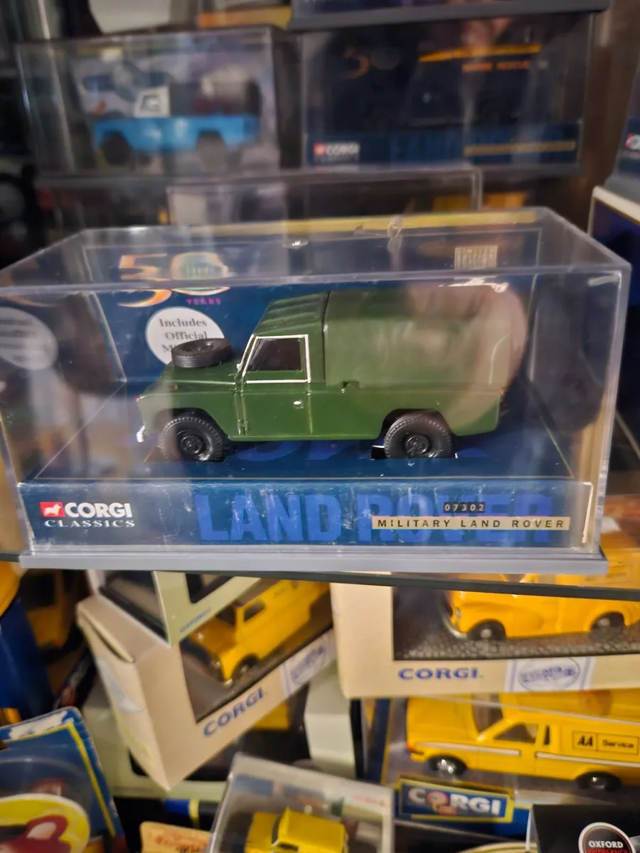 Corgi Landrover