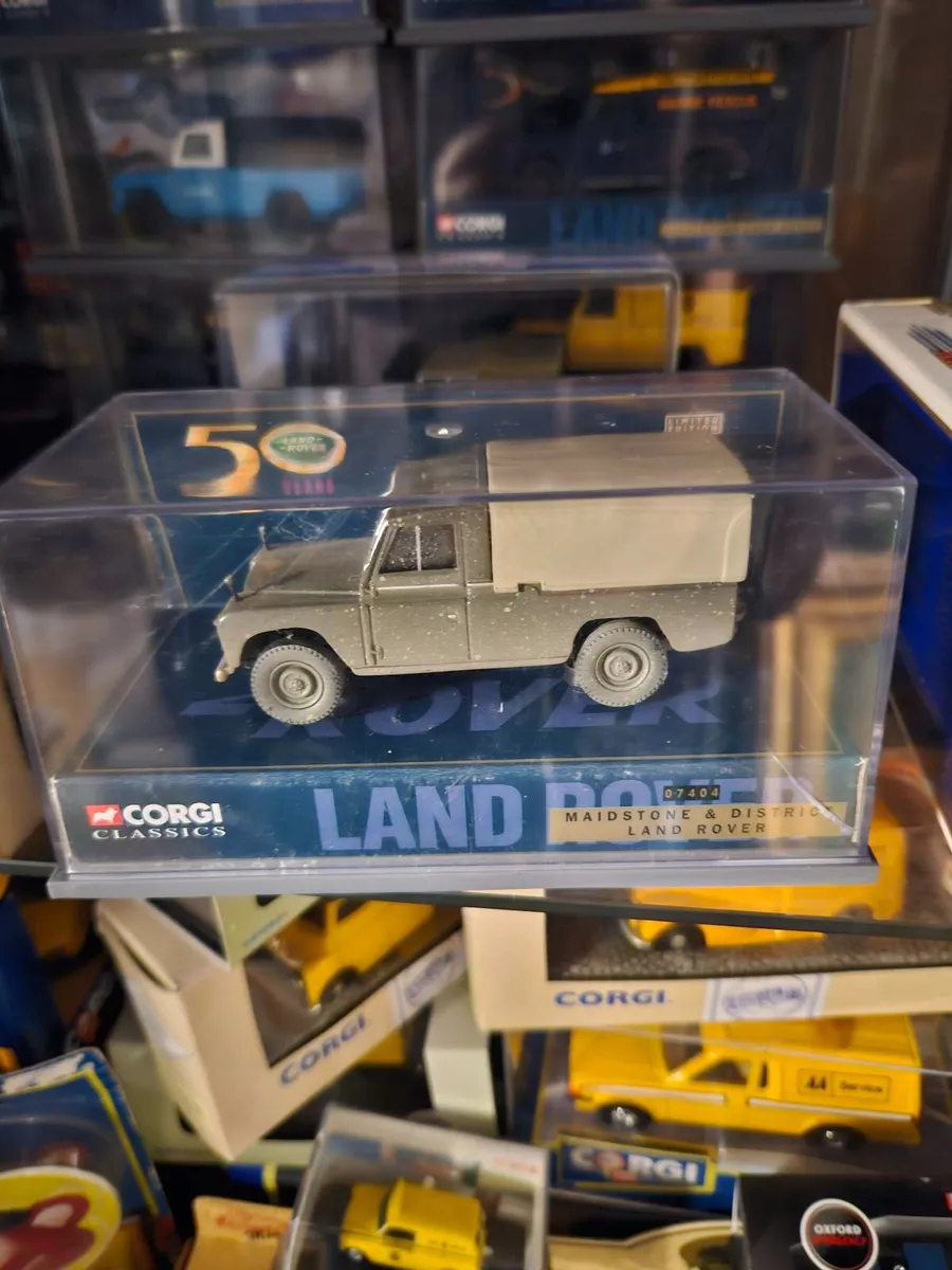 Corgi Landrover