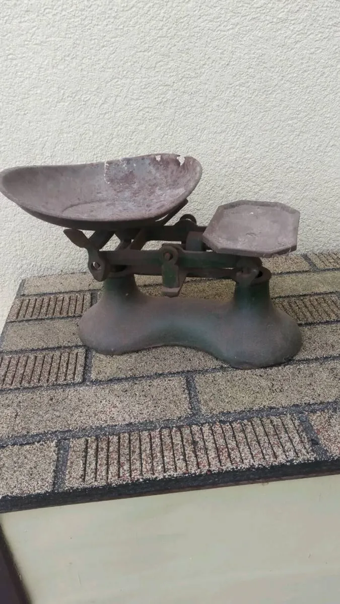 Vintage cast weighing scales