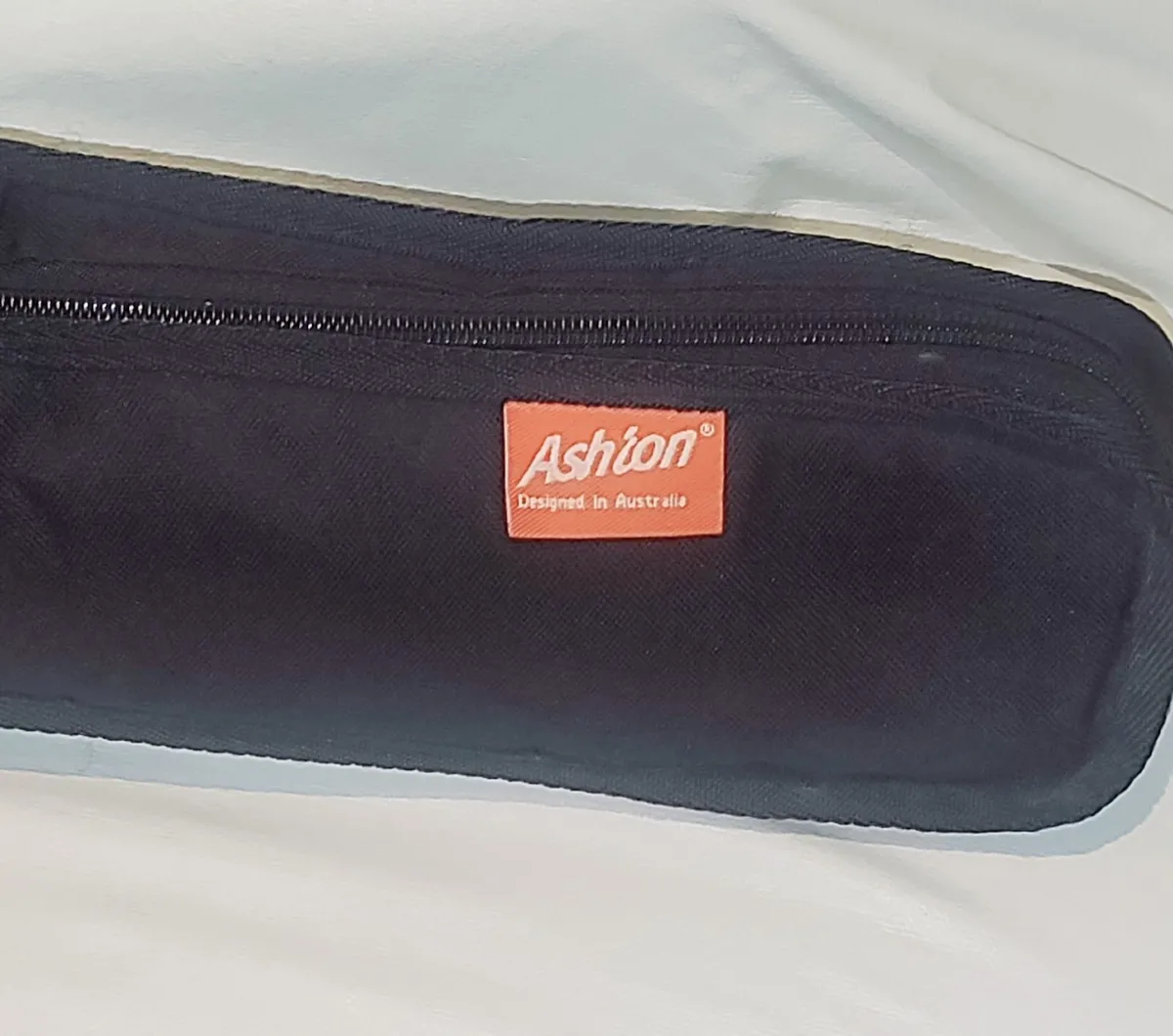 Korala UKS-32 Soprano Ukulele Starter Pack - Image 3