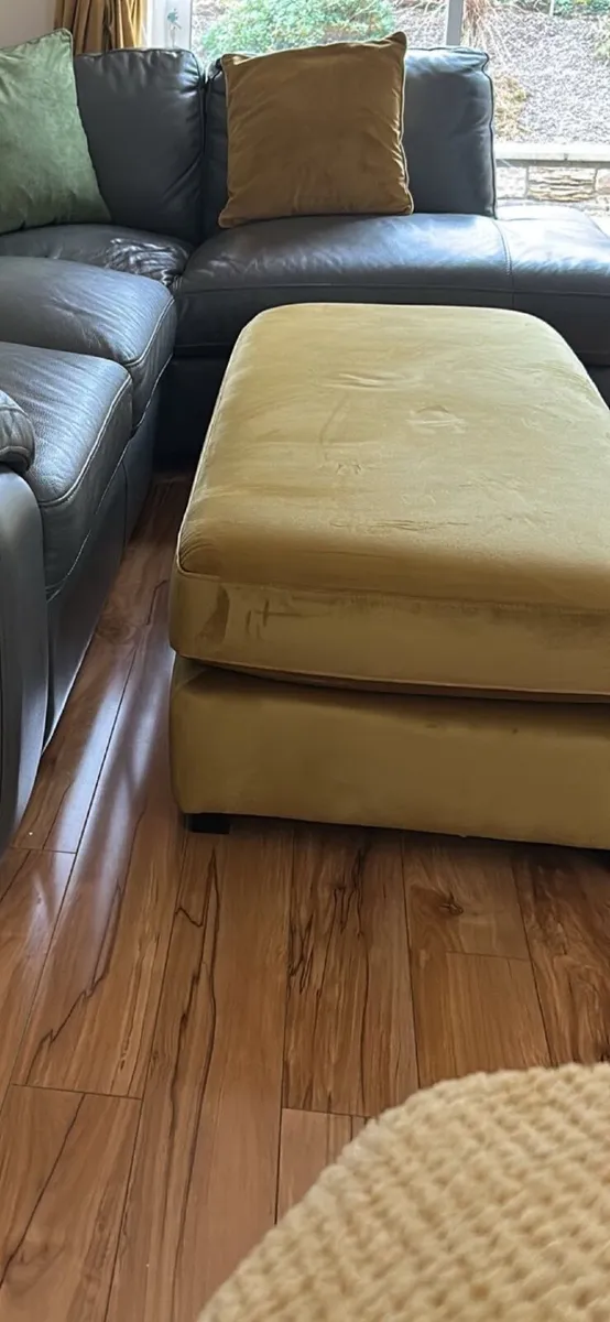 Footstool - Image 1