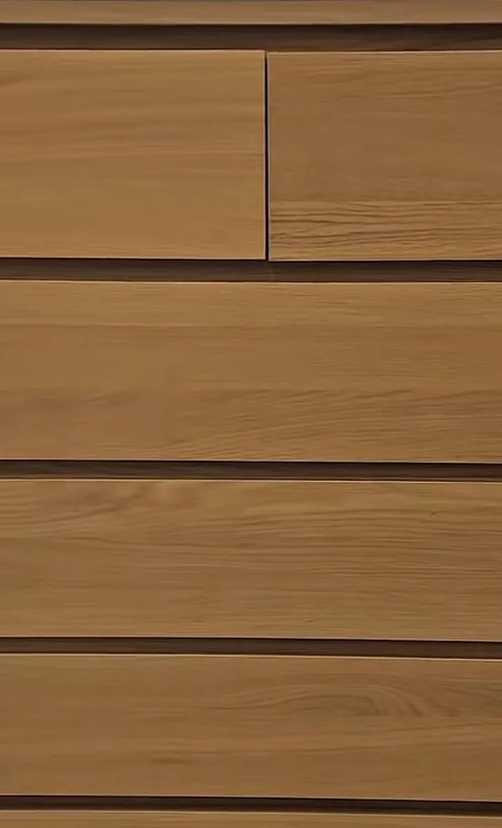 Chest of drawers - Image 2