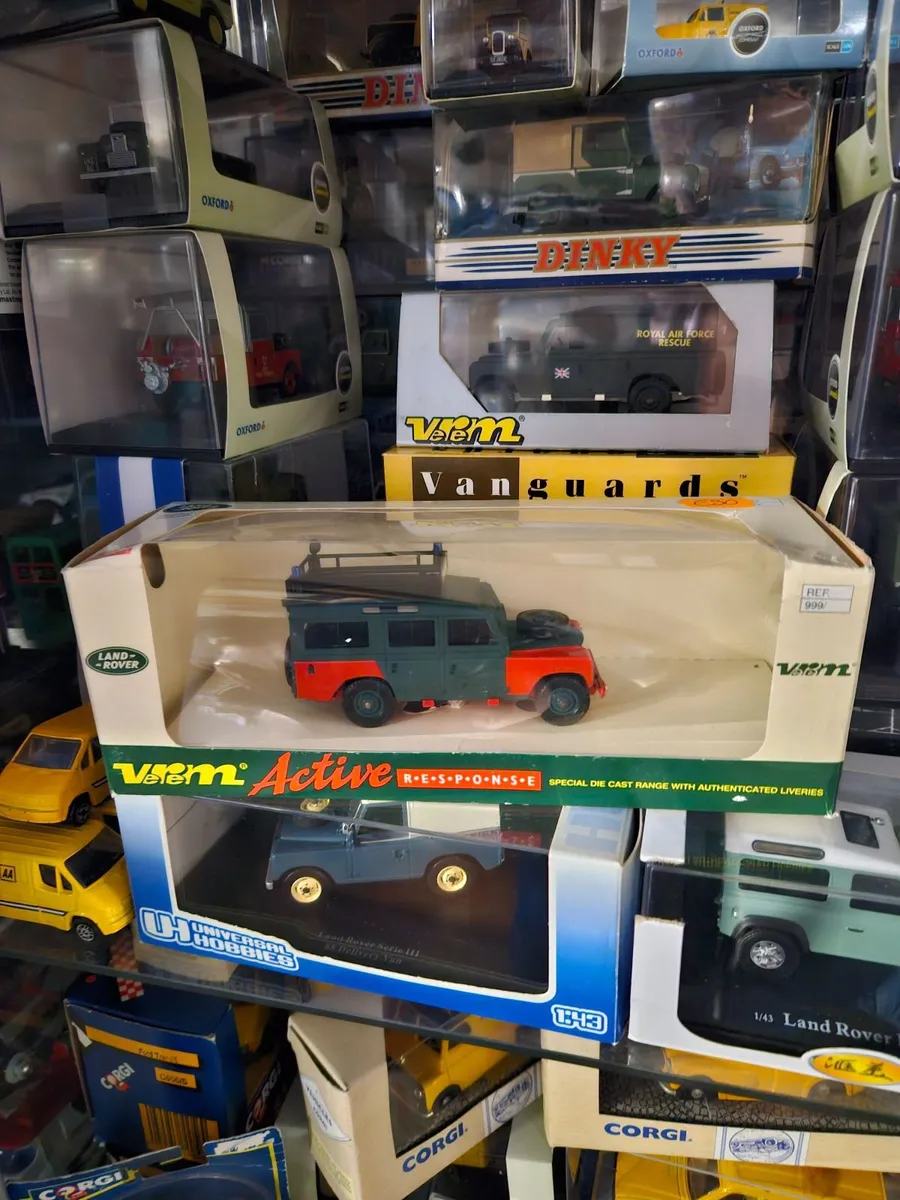 Corgi Solido Landrover - Image 2