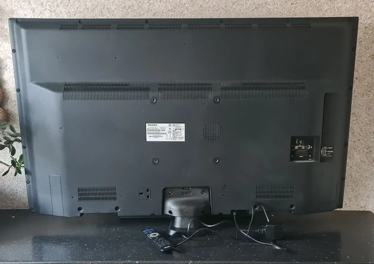 Philips 49" Not Smart Full HD LED TV - Image 4
