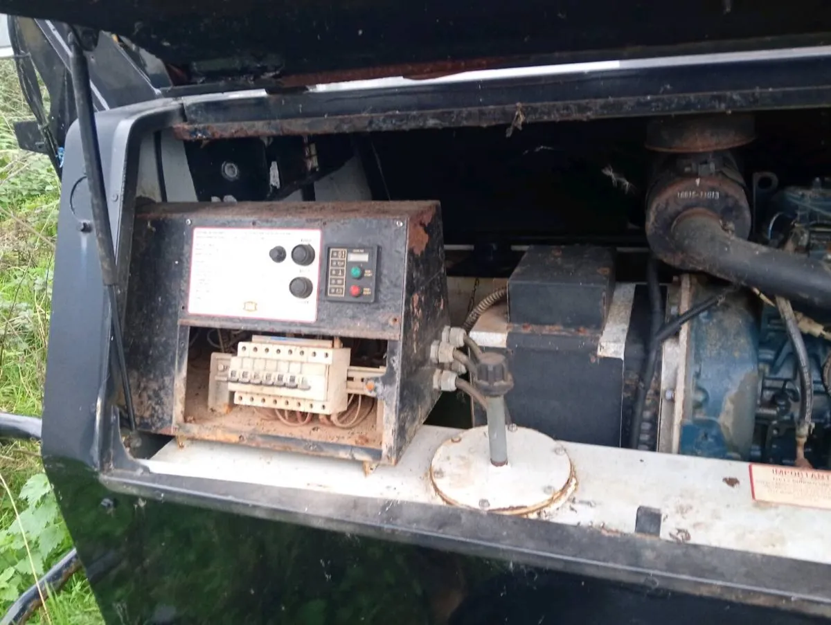 Fastow lighting tower c/w 3 cylinder Kubota engine - Image 2