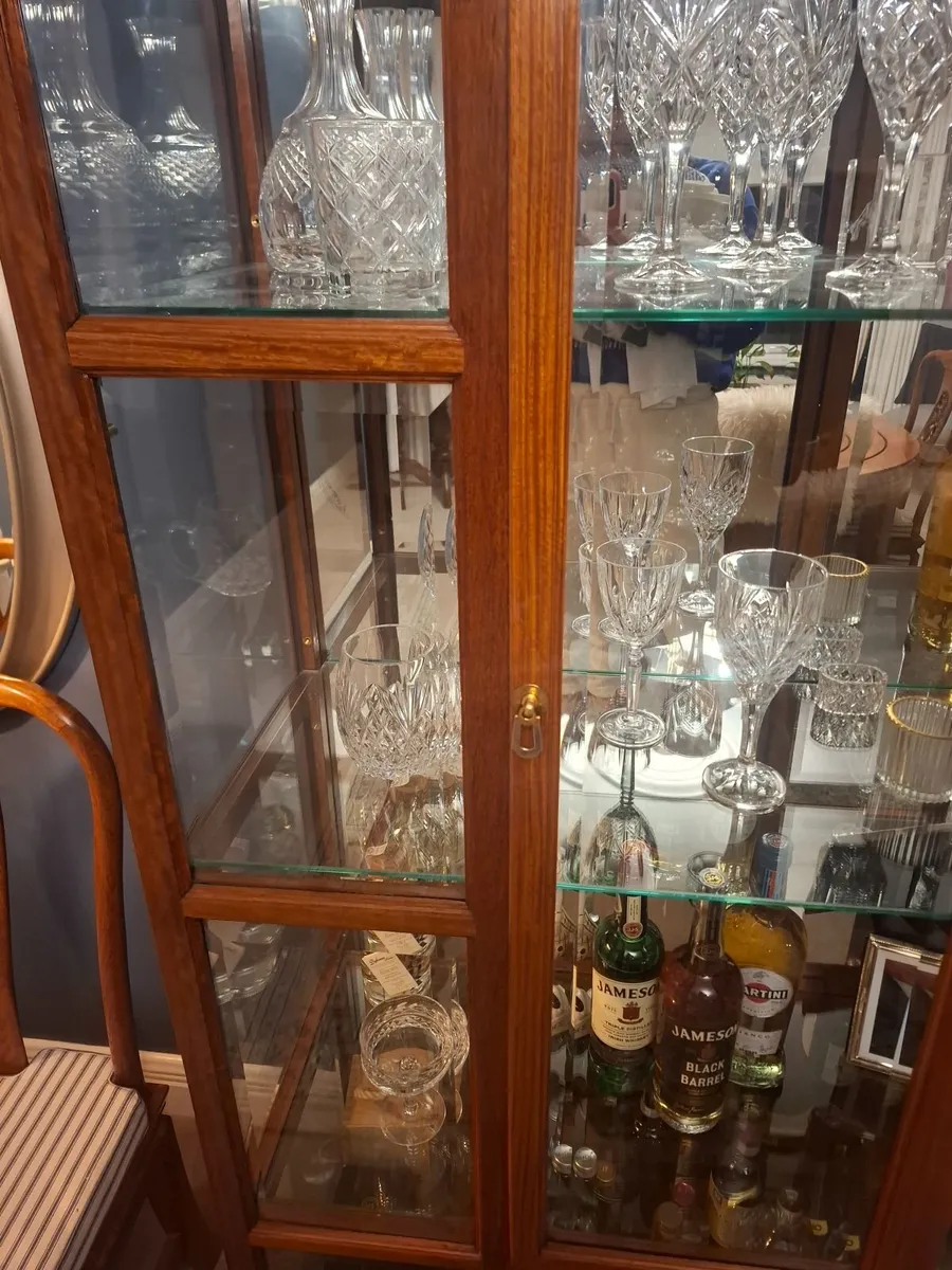 Display Cabinet - Image 3