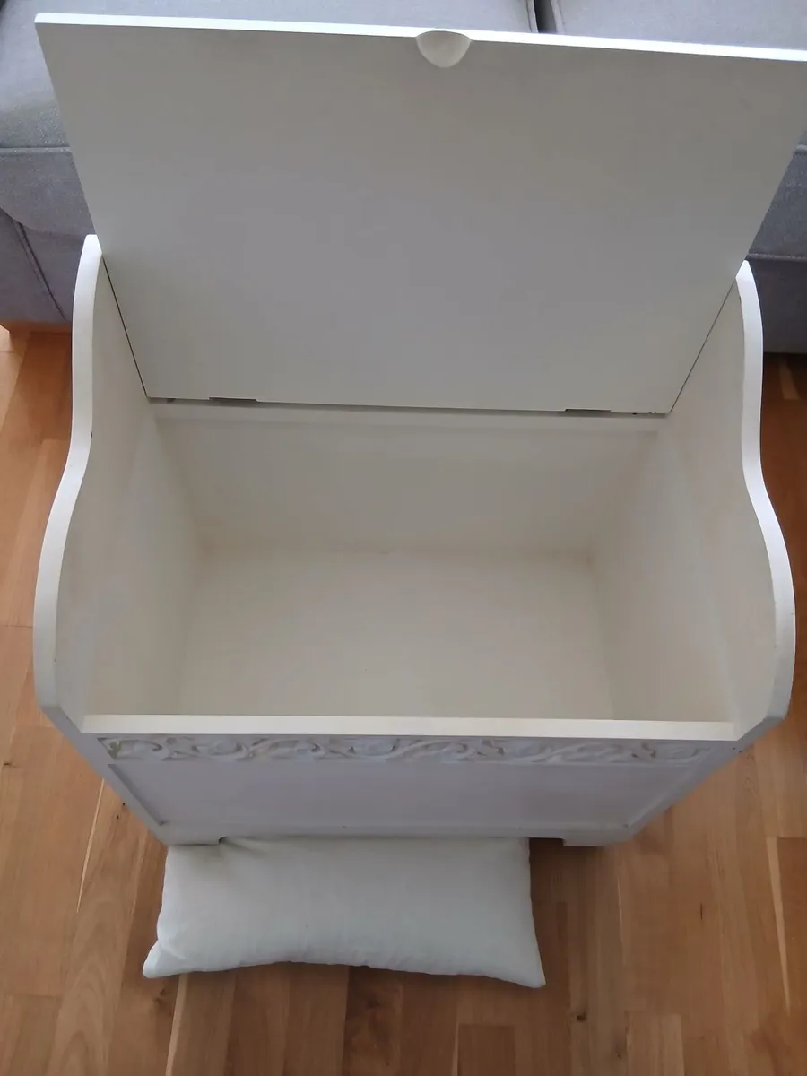 Storage Bench. White - Image 1