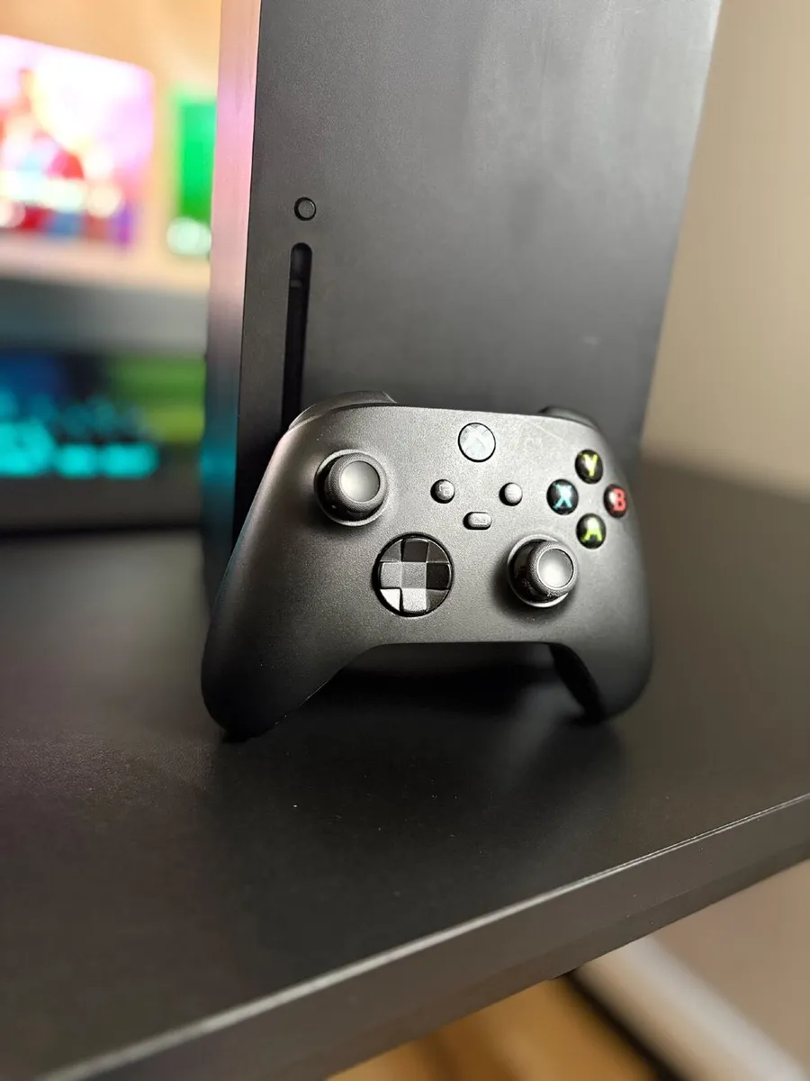 Xbox series x - Image 1