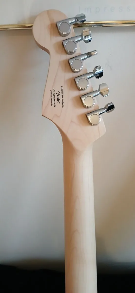 Fender electric guitar and Amp package - Image 3