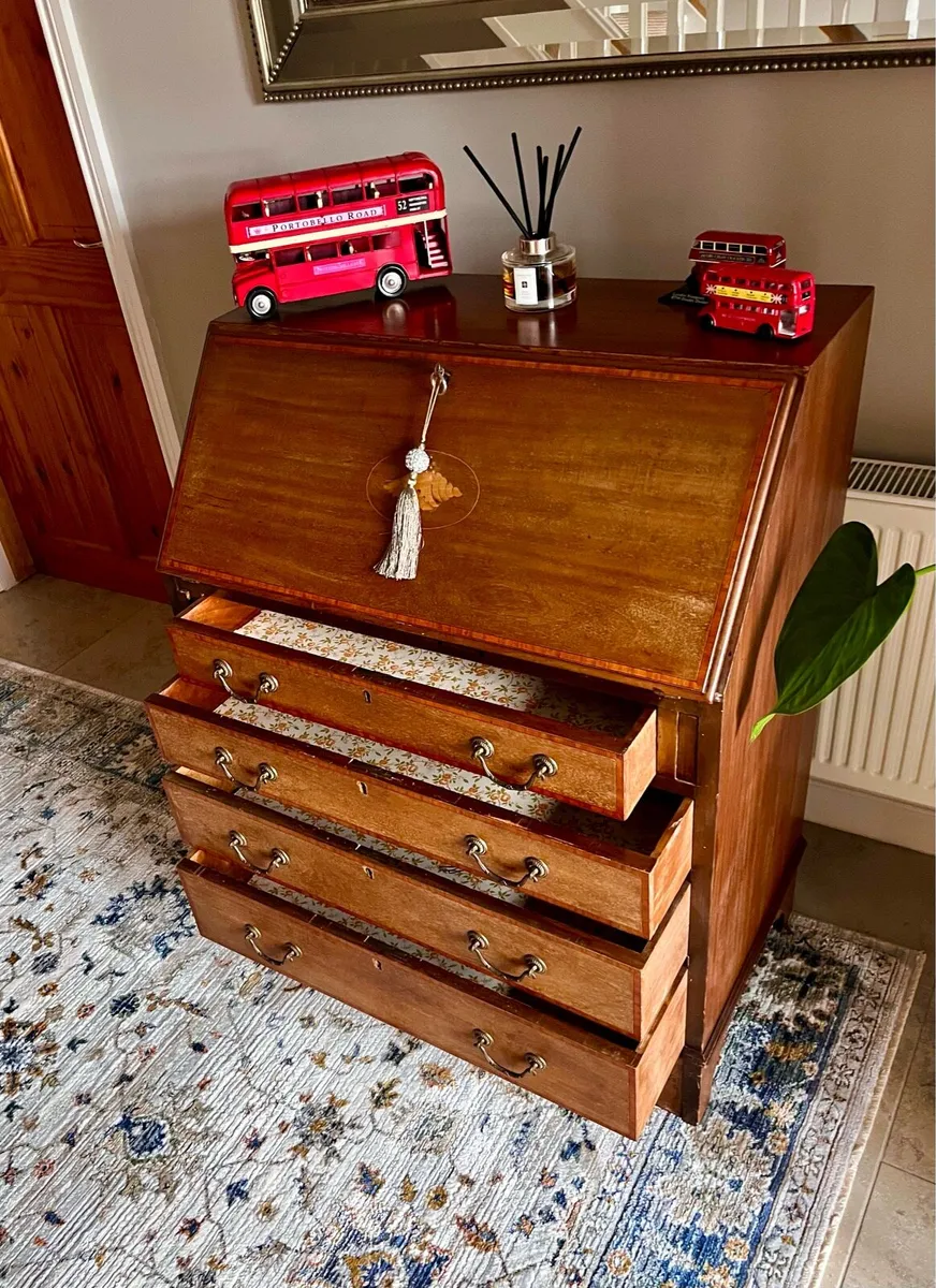 Bureau - Image 3