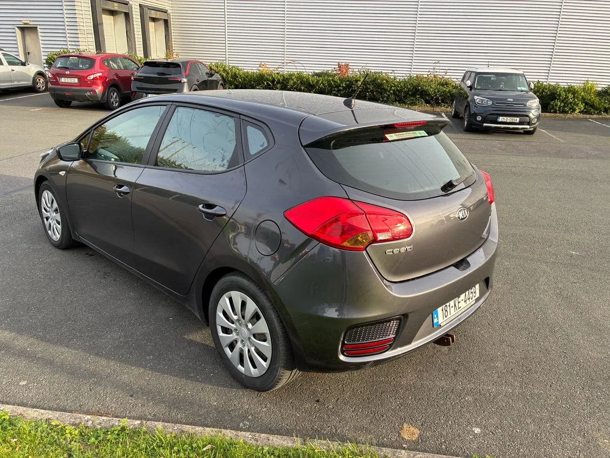 KIA Ceed Commercial DOE 04/27 - Image 4
