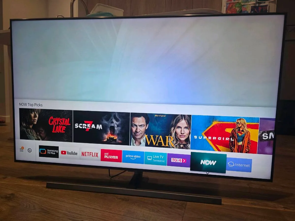 Samsung 55" QLED 4K HDR TV (Model: QE55Q80R) - Image 1