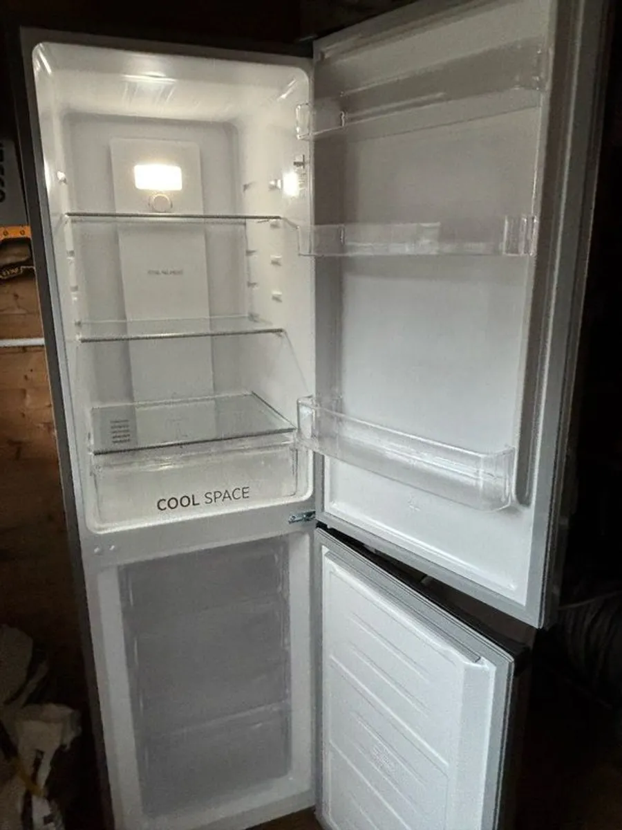 fridge freezer - Image 2