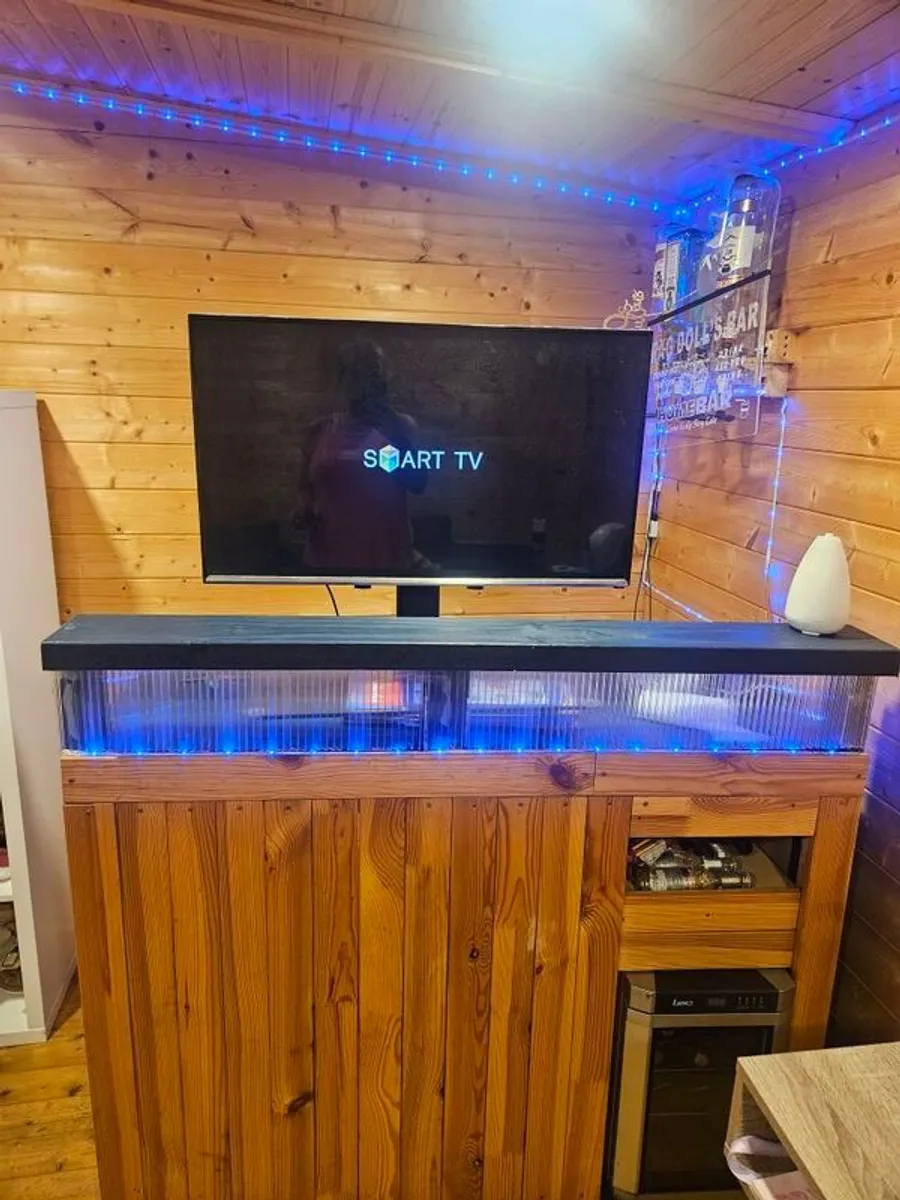 Home Bar with Wine Fridge included - Image 1