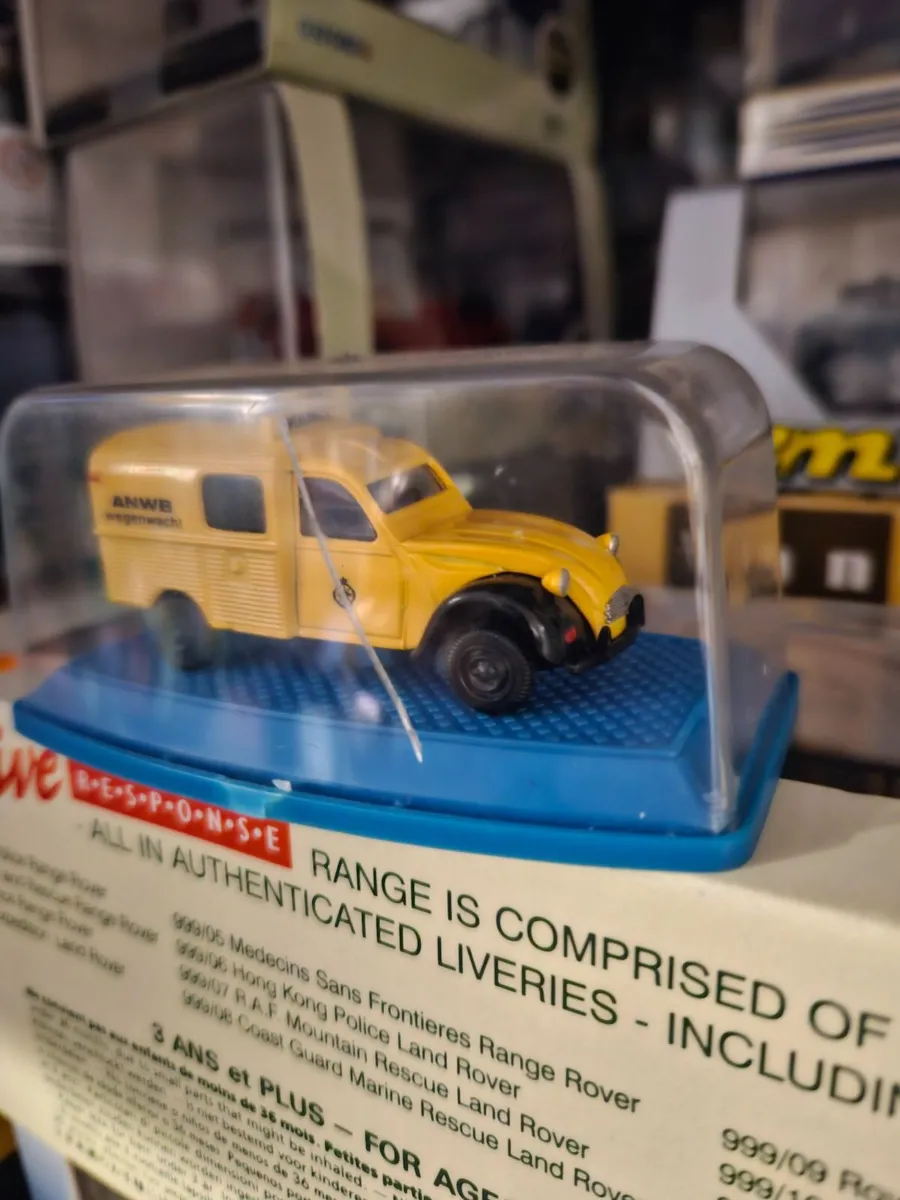Corgi Majorette AA Van - Image 1