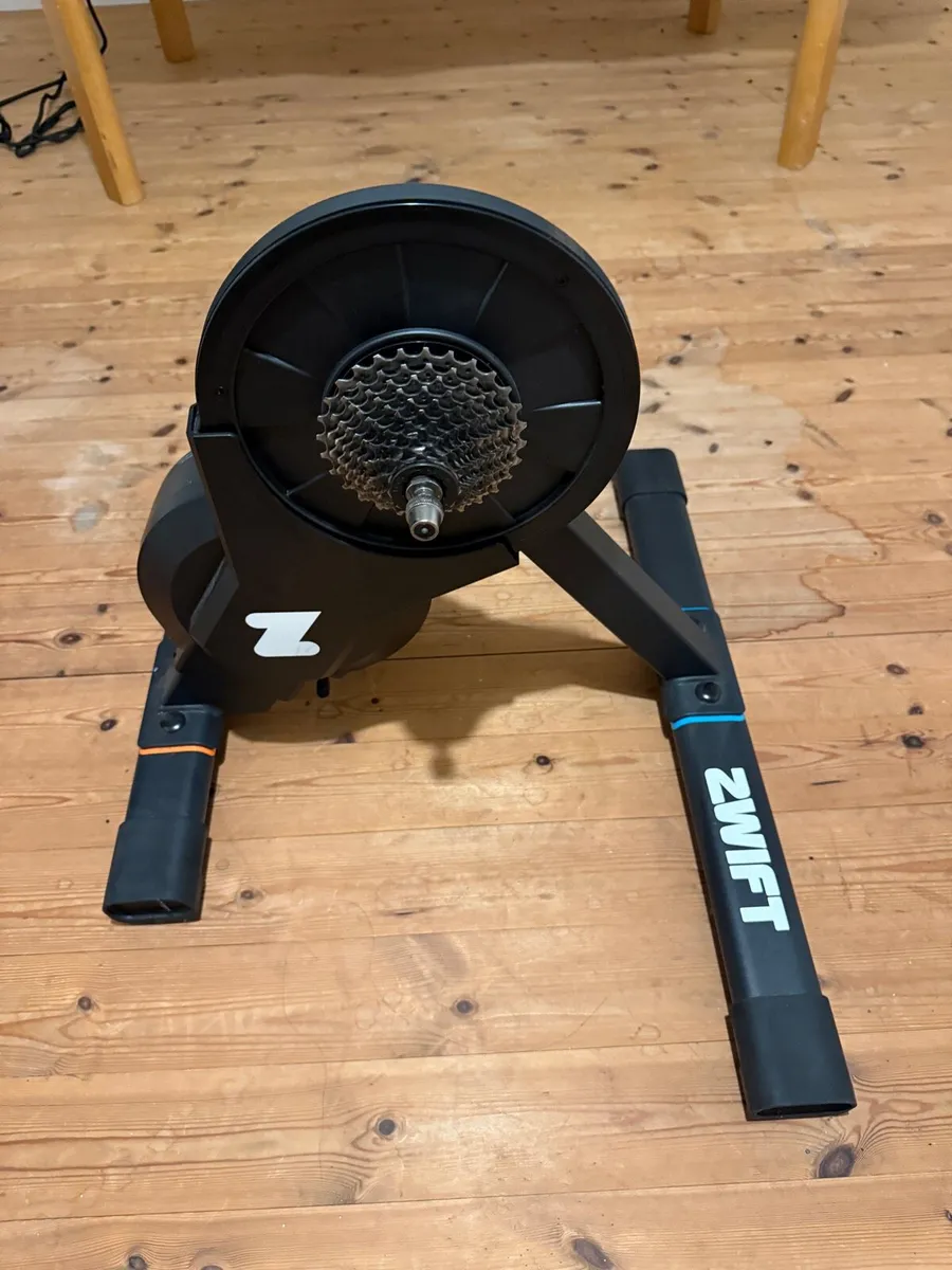 Zwift Hub Classic Indoor Trainer - Image 1