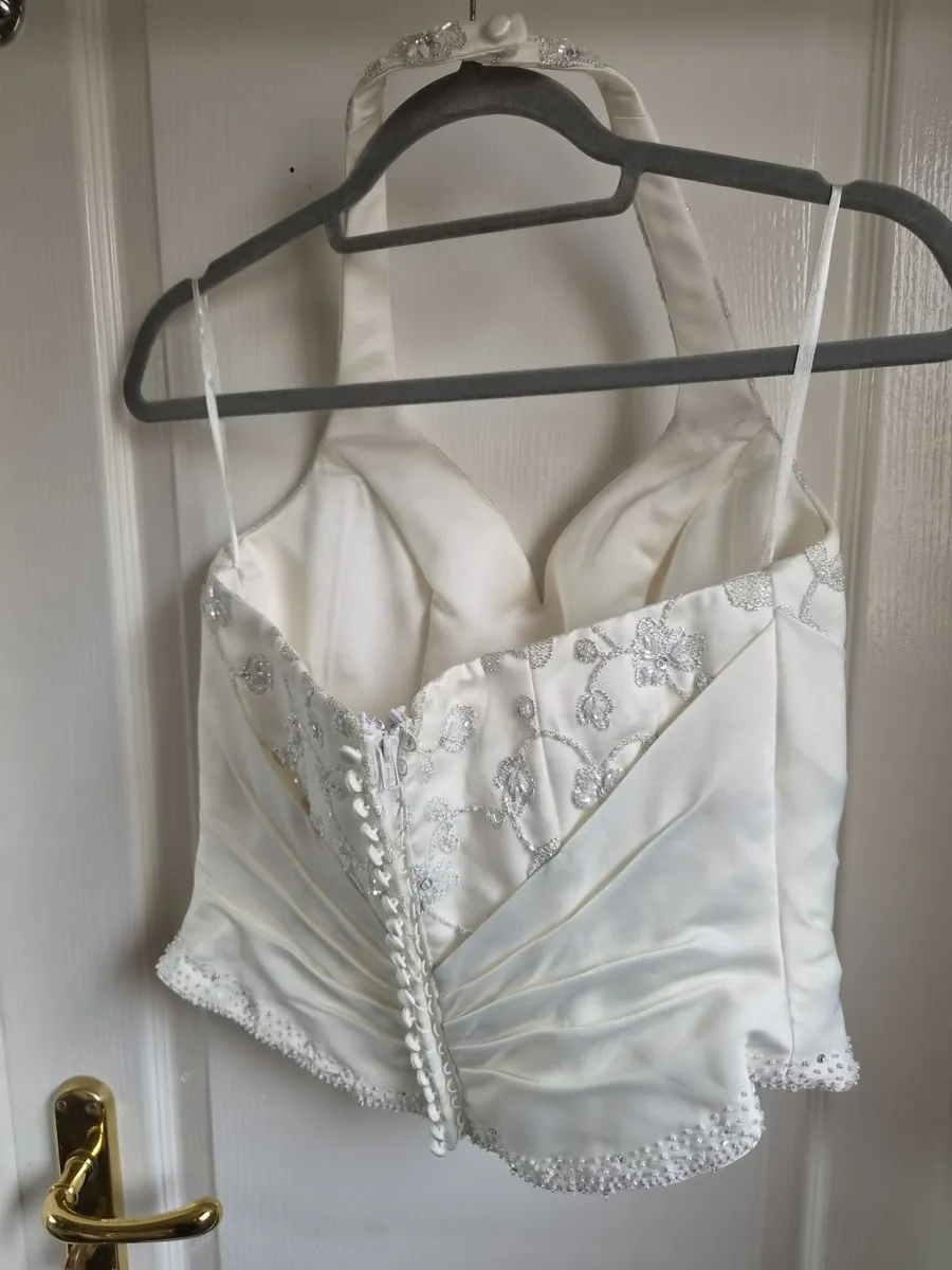 Wedding dress - Image 2