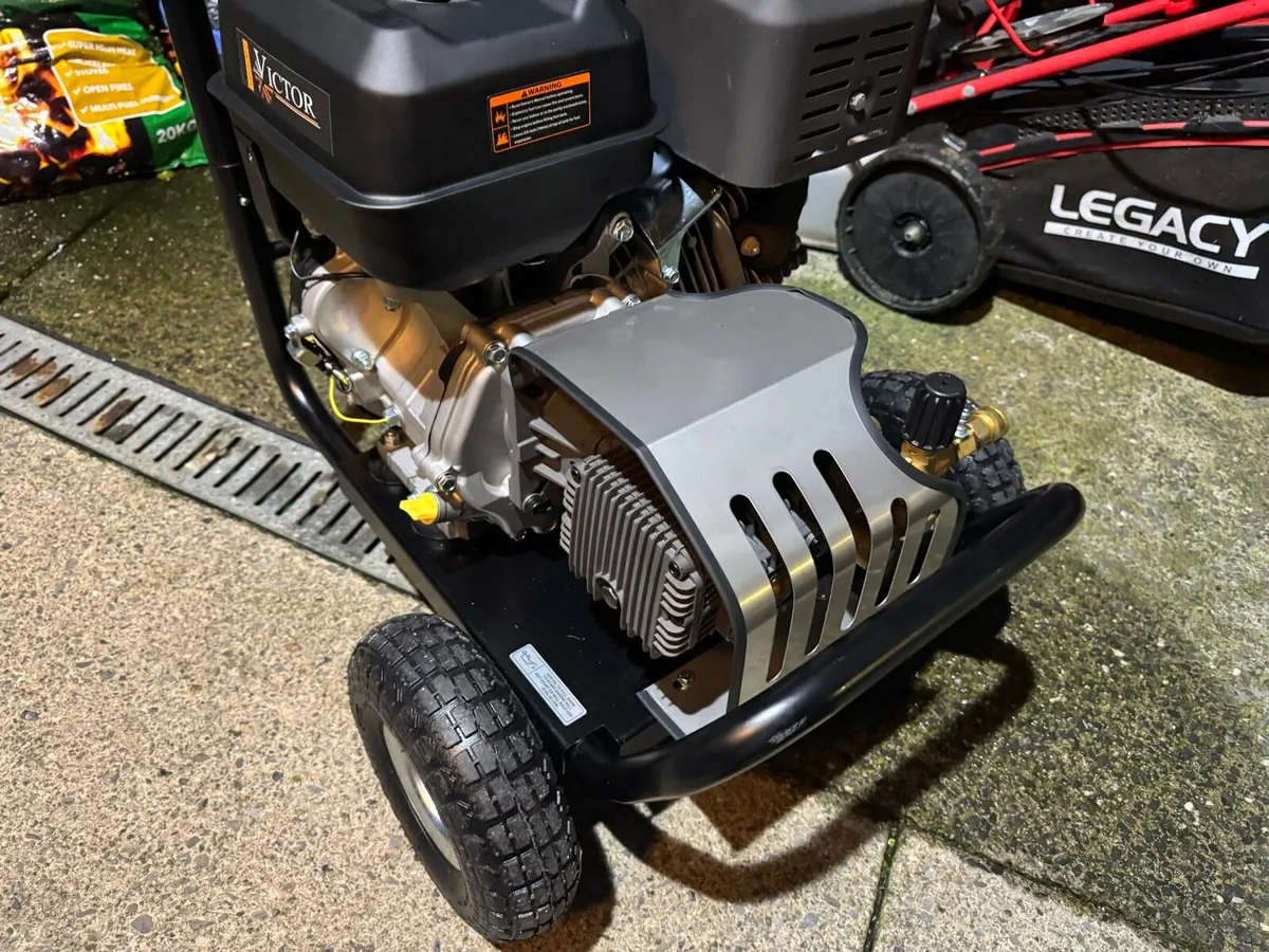 Victor power washer. - Image 1